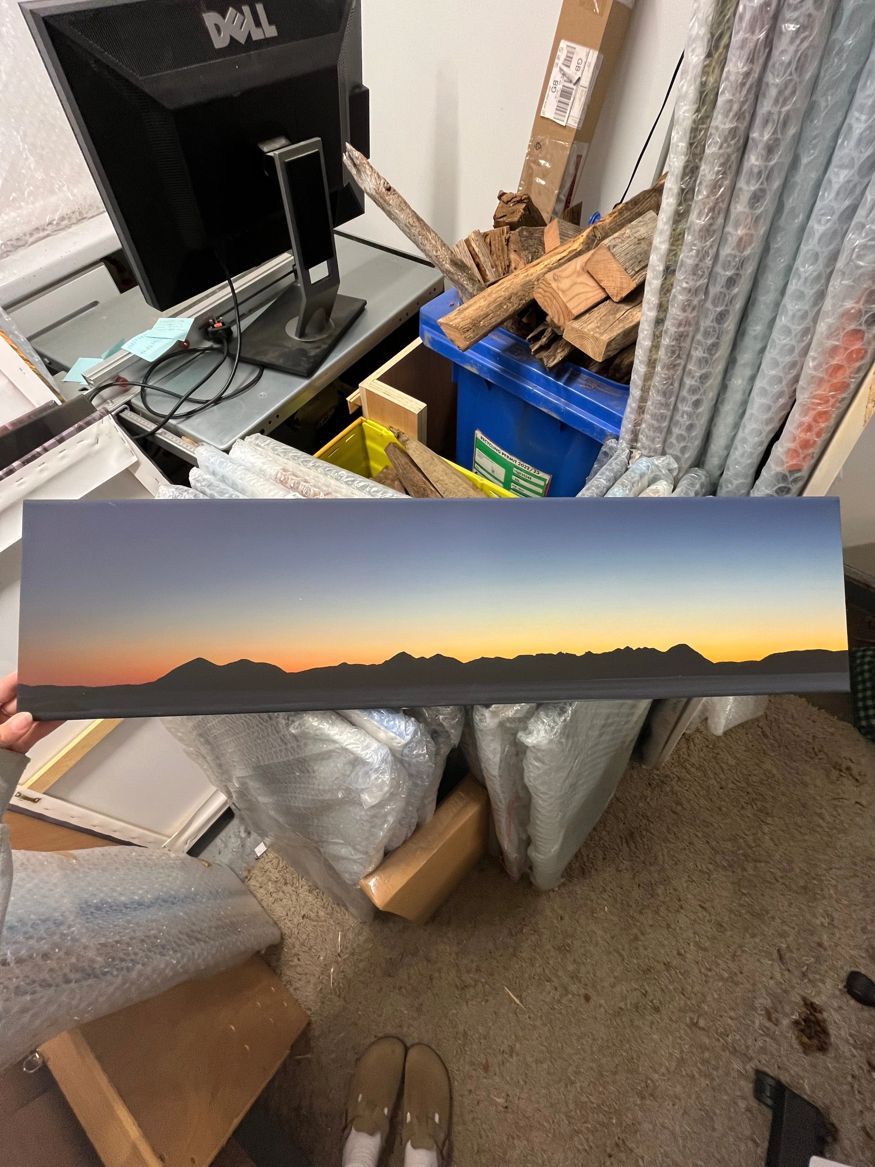 Outlet Soraidh an t-Solais Photographed by Jack Marris Canvas 32x8 inches - Image 6